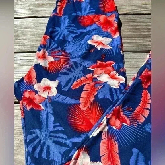 Lularoe Tropical TC2/ plus size leggings.OG print from designer Patrick NWOT . - Picture 5 of 7